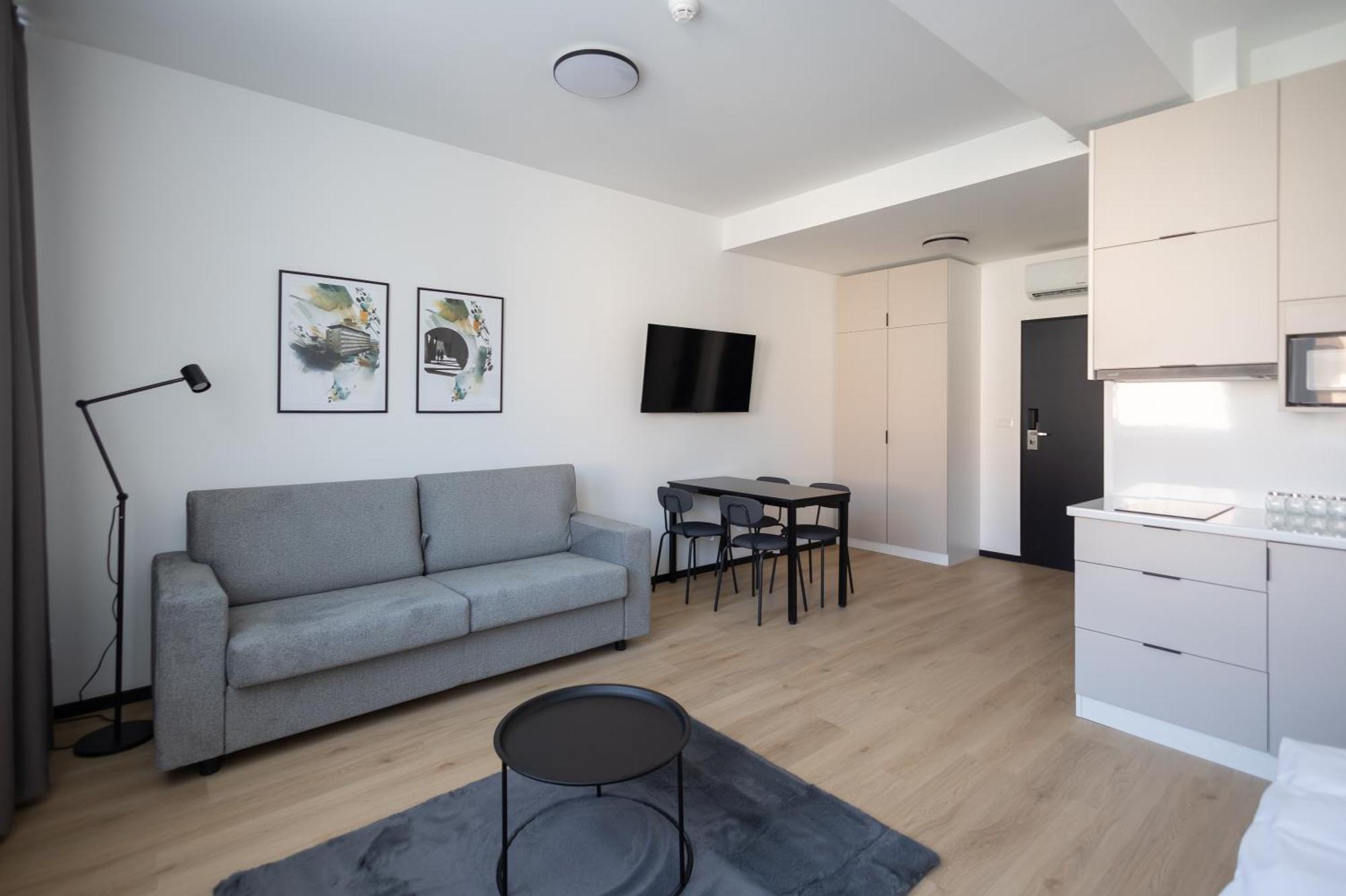 ميسكولك Central Residence Apartmanok المظهر الخارجي الصورة